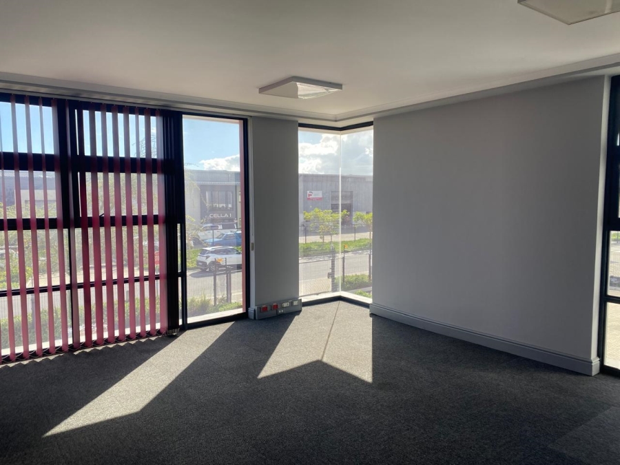 To Let commercial Property for Rent in Stikland Western Cape